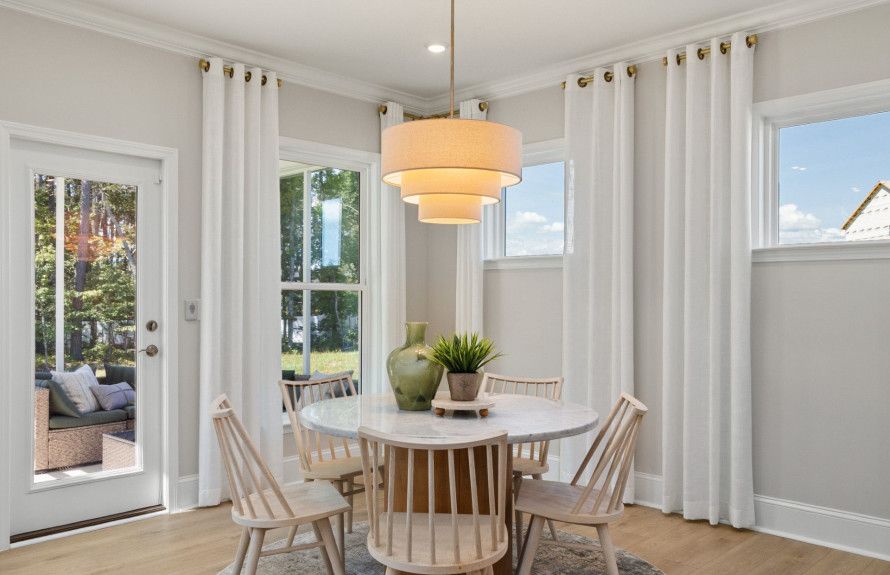 Breakfast Nooks