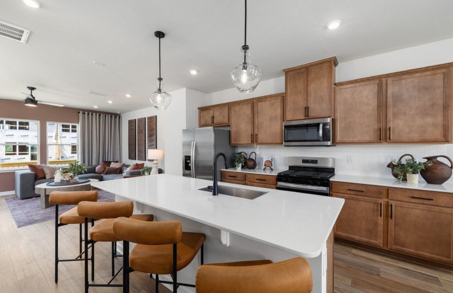 Kitchens with Large Islands