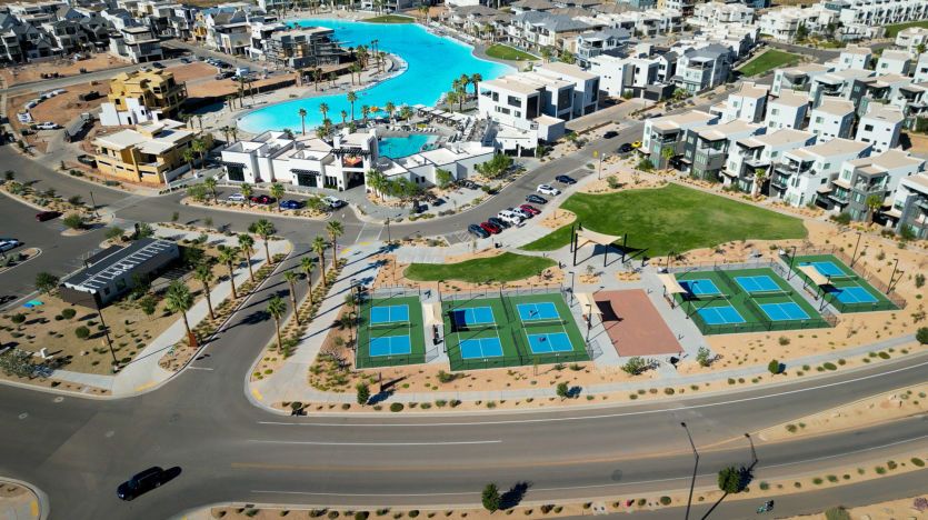 Access to Desert Color Amenities
