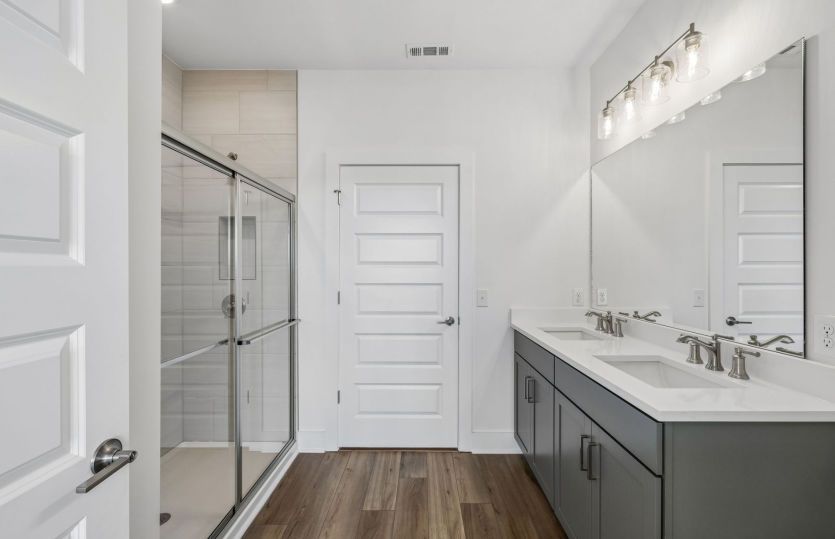 Owner's Bathroom