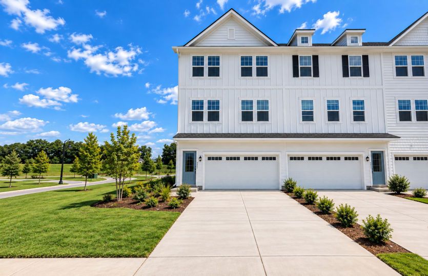 Joliet - Lakeside Townes at Riverlights: Wilmington, North Carolina - Pulte Homes