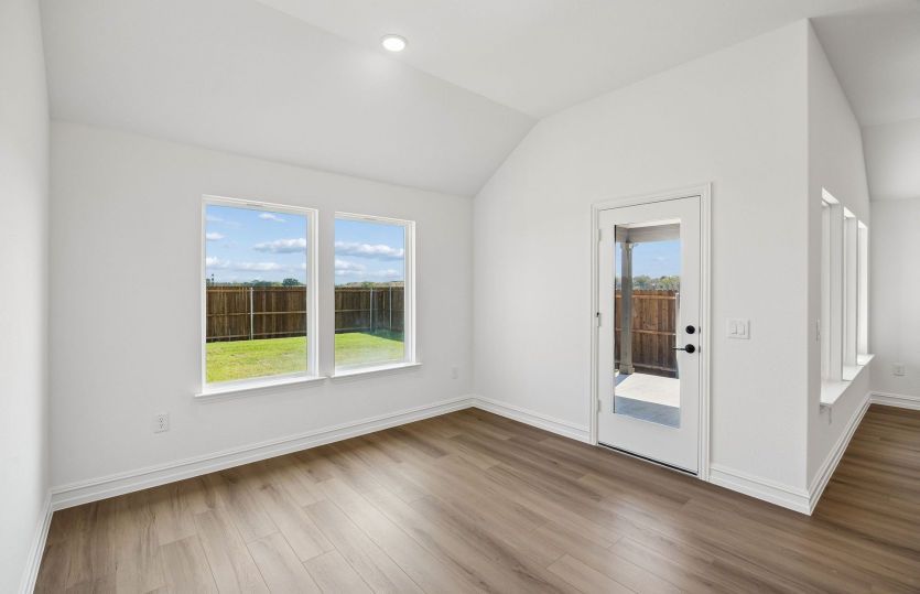 Dining area off kitchen and living room