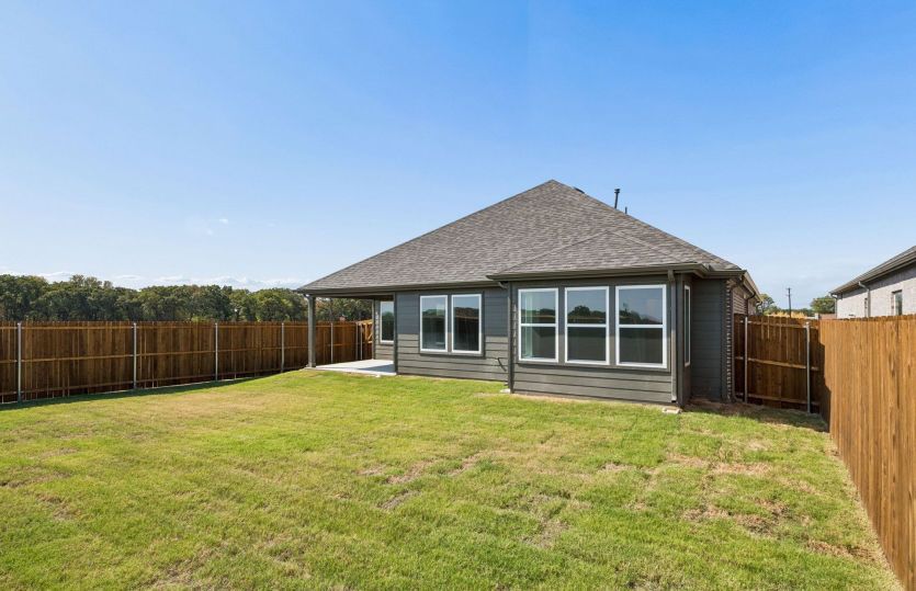 Oversized fenced-in backyard