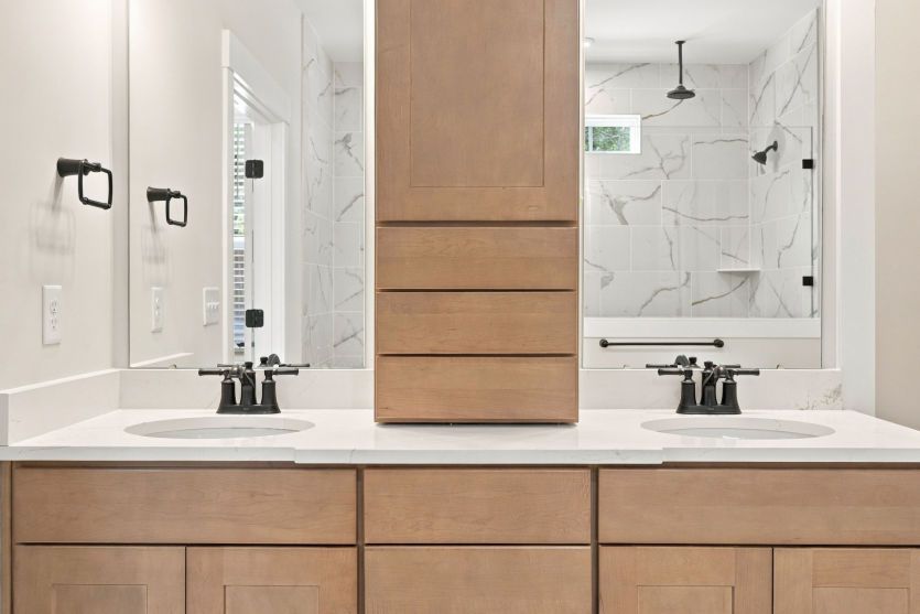 Room for two, with plenty of space to get ready.