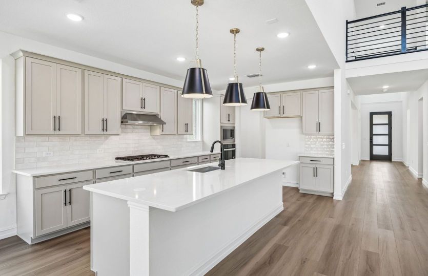 Beautiful pendent lighting in kitchen