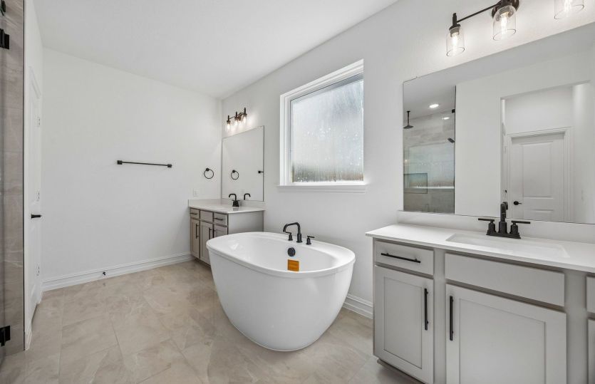 Stand alone tub in primary bath