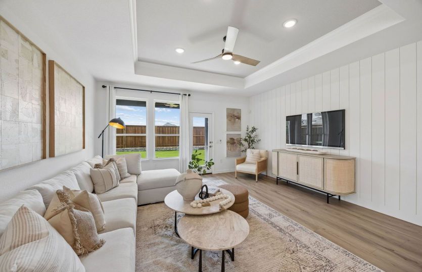 Spacious living room