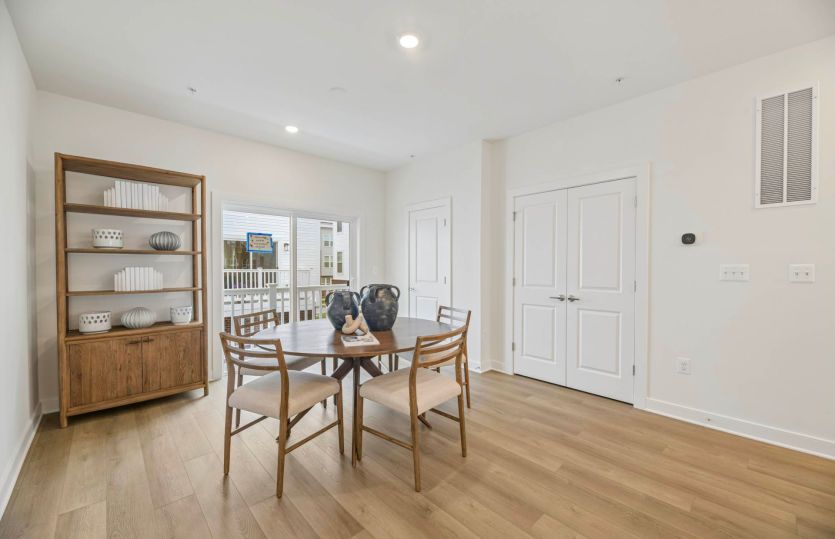Cafe Opens to the Balcony - Actual Home