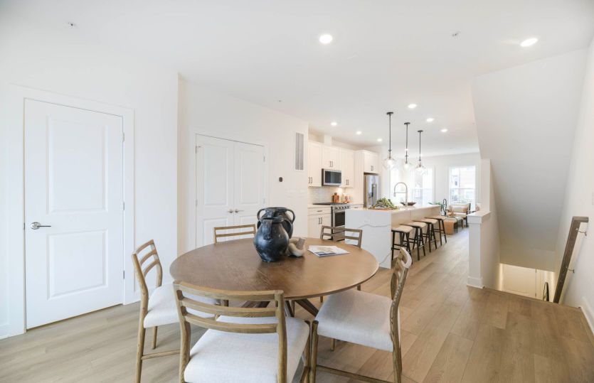 Cafe Opens to the Balcony - Actual Home
