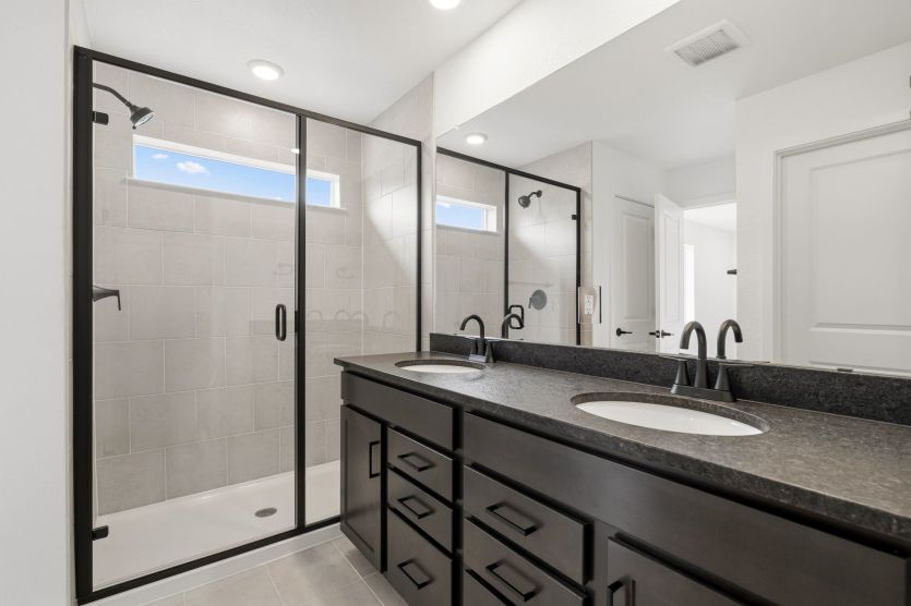 Owner's Bathroom with Tiled Shower