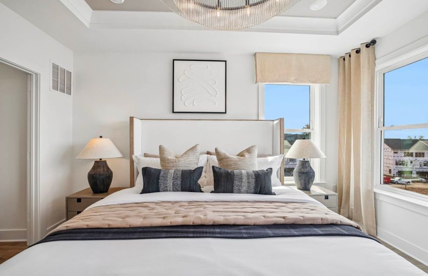 Luxurious Primary Suite