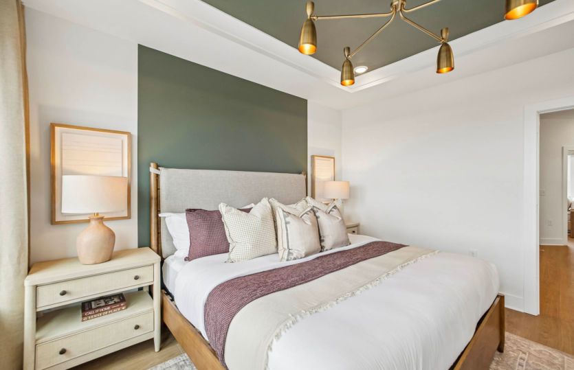 Luxurious Primary Suite
