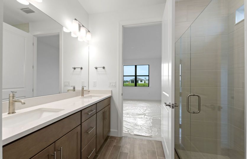 Owner's bath