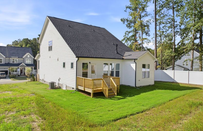 Stonebrook #23 - Backyard with Deck