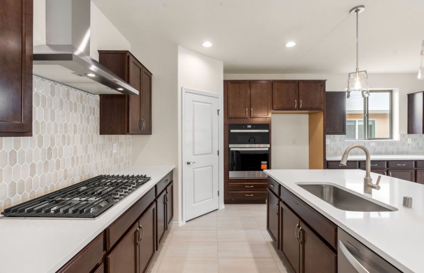 Chef's kitchen upgrade gives this kitchen a luxe feel