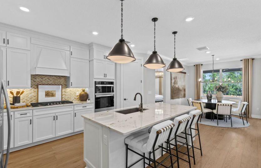 Beautiful Coral Grand Kitchen