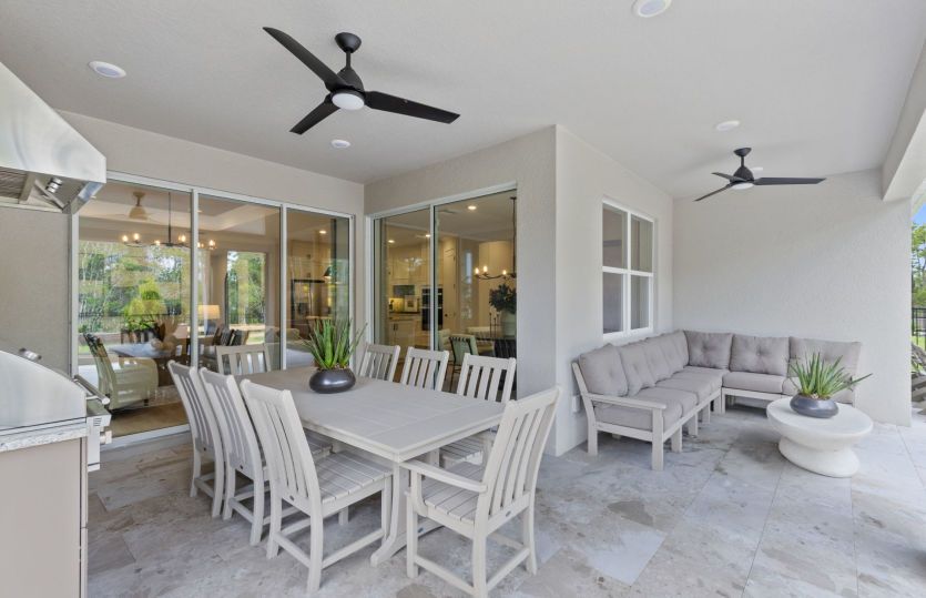Outdoor Spaces for Hosting
