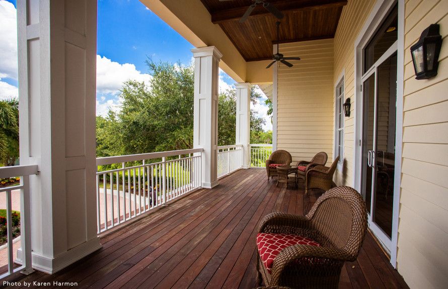 Clubhouse Outdoor Balcony