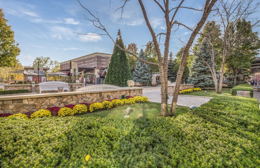 Partridge Creek Mall