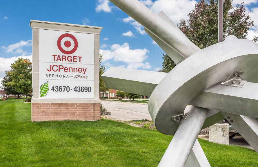Nearby shopping