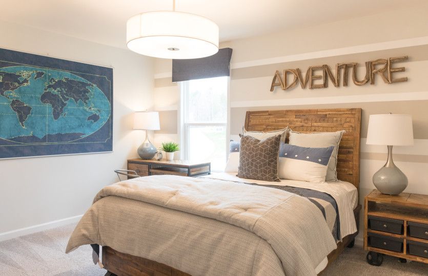 Bedroom 4 w/Walk-in Closet