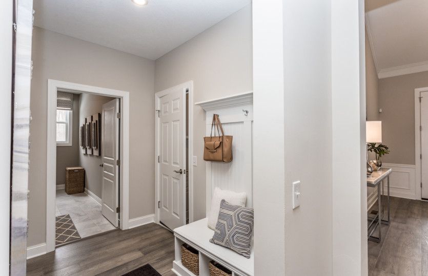 Everyday Entry® with Laundry just Steps Away