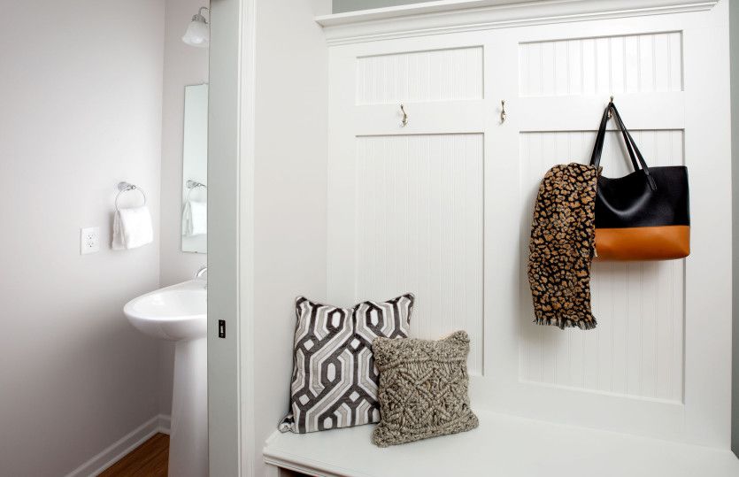 Everyday Entry® and Powder Room