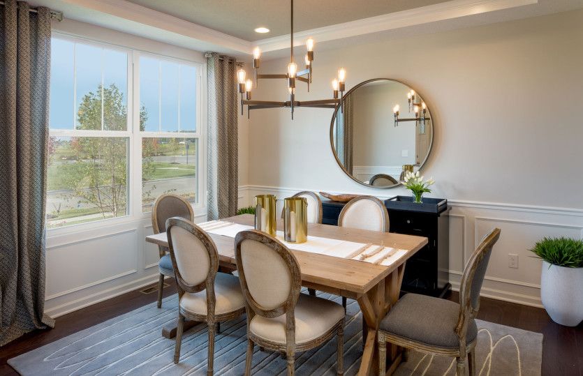 Formal Dining Room, Perfect for Entertaining