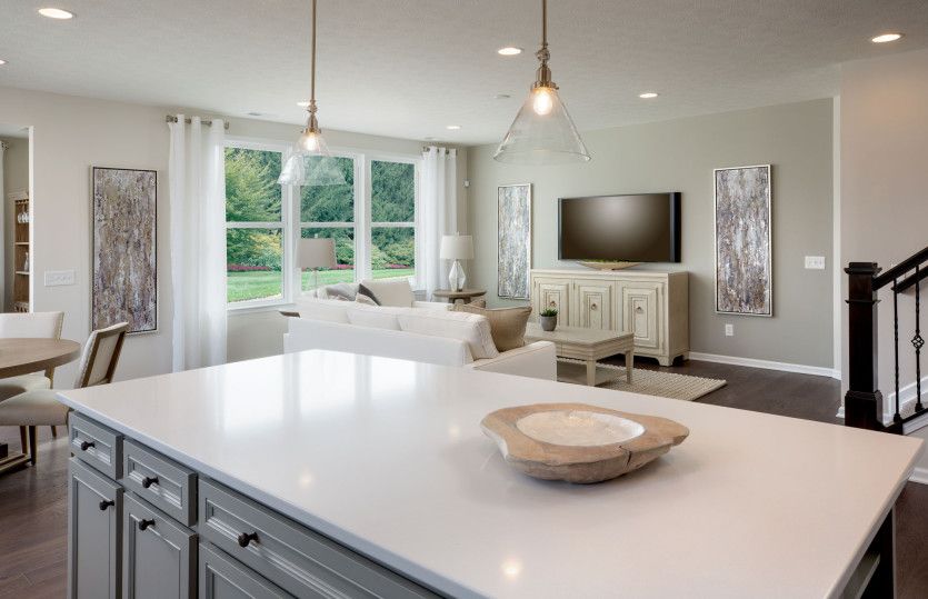 Large Island for Additional Seating
