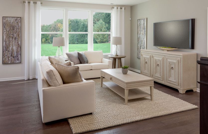 Cozy Gathering Room, Perfect for Movie Night
