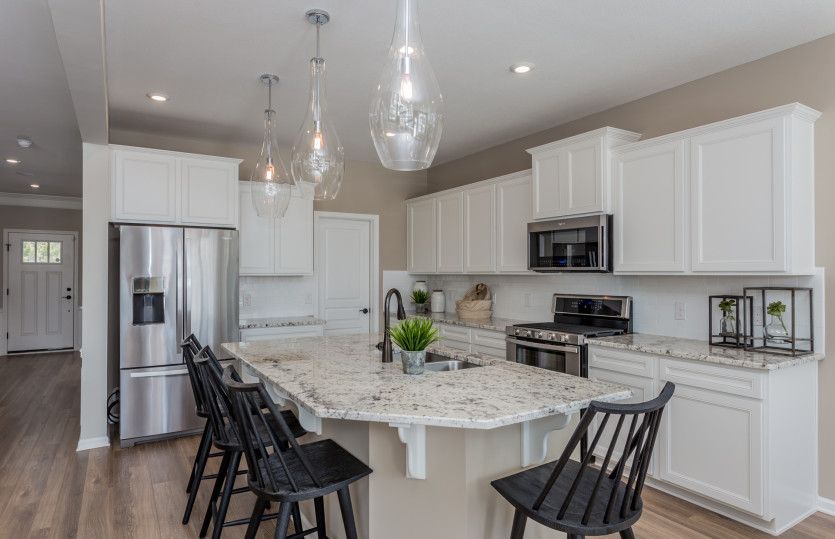 Perfect Size Kitchen for Entertaining