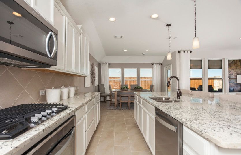Spacious Open-Concept Kitchen