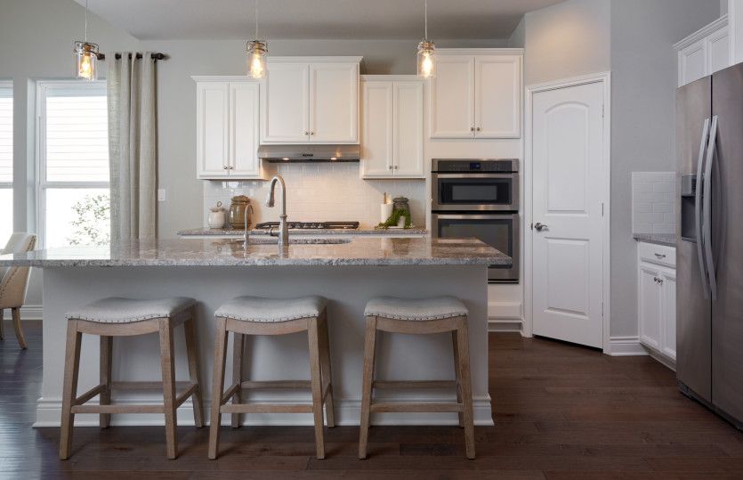 Eat-In Bar Top Kitchen