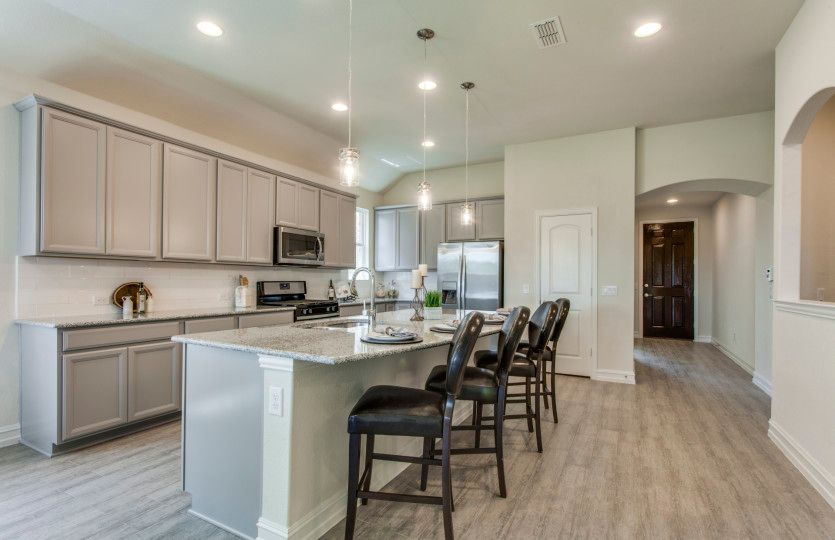 Foyer and Eat-in Kitchen
