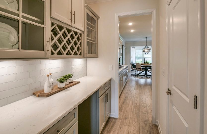 Continental Butler's Pantry