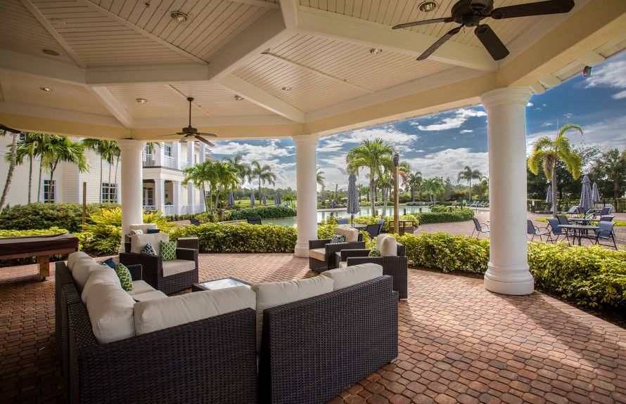 Veranda with Seating