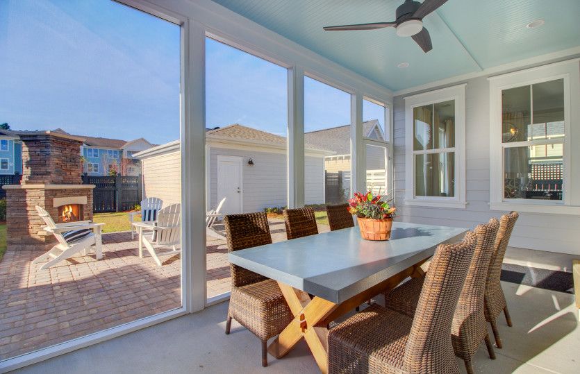 Screen Porch