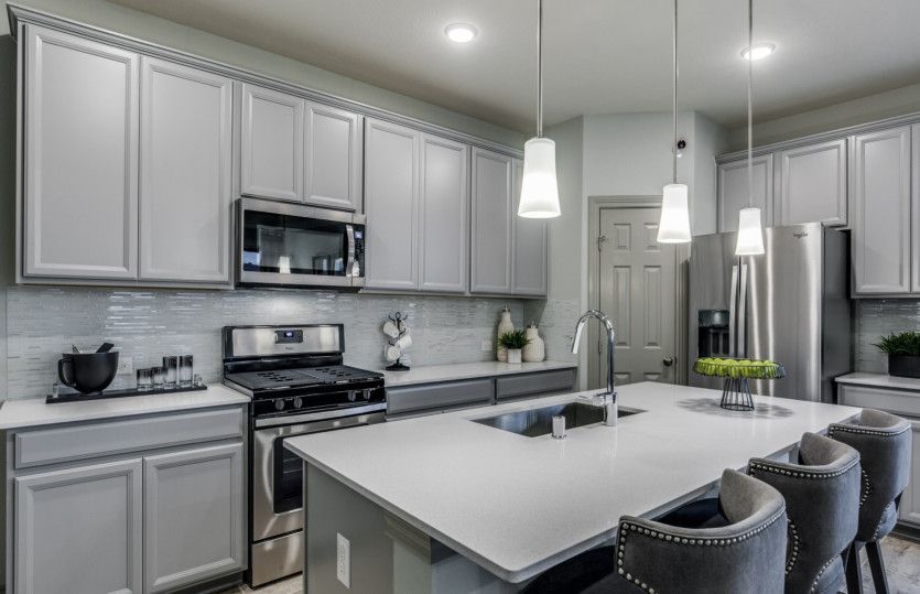 Spacious Eat-In Kitchen