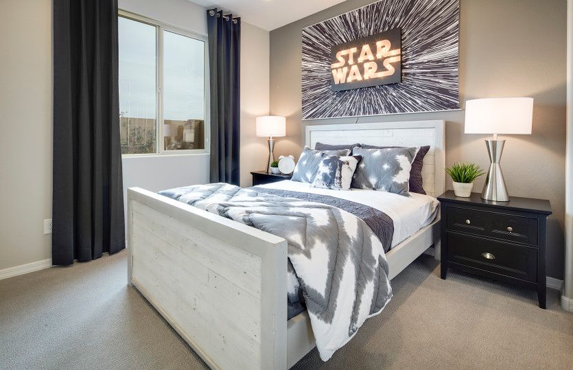 Secondary bedroom with plenty of space for children or overnight guests