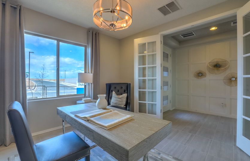 2205 Sandra Loop Ne. Rio Rancho, NM 87144