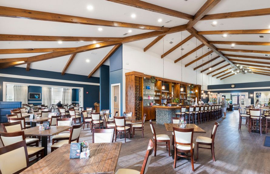 River Hall Country Club