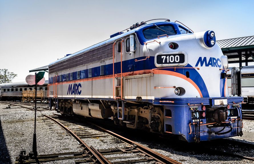 Nearby Laurel Station