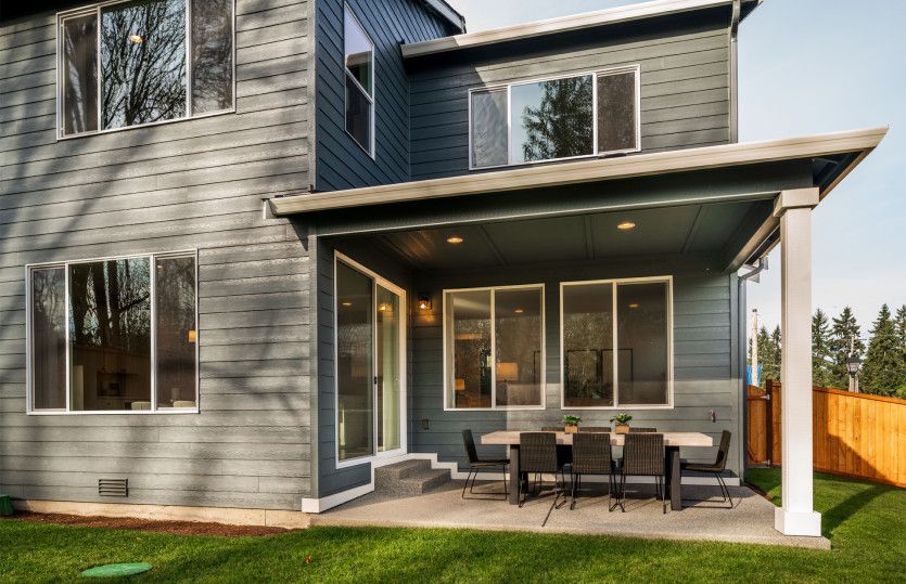 Rear covered patio