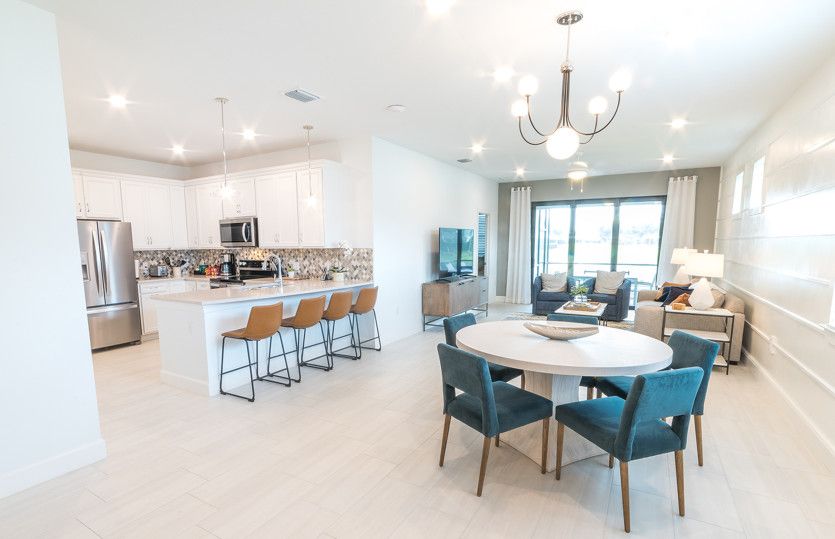Café located off the kitchen and gathering room