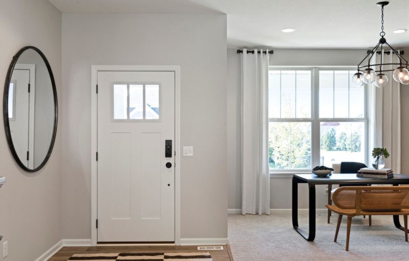 Foyer + flex room