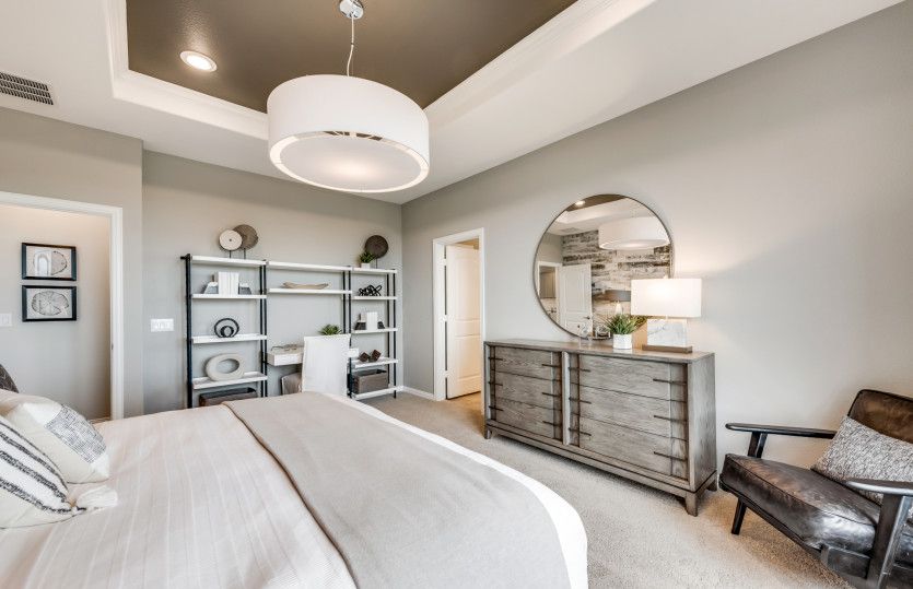 Owner's suite with private bath*model representation