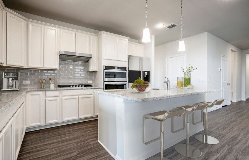 Eat-In Kitchen