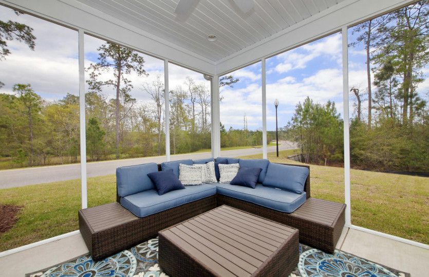Optional Screened Porch, Model Representation.