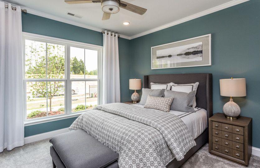 Large additional bedroom