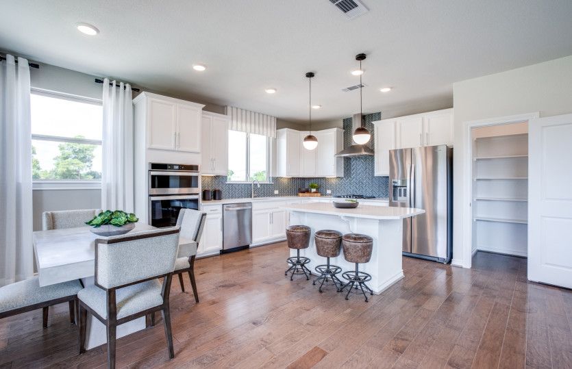 Eat-In Kitchen Island